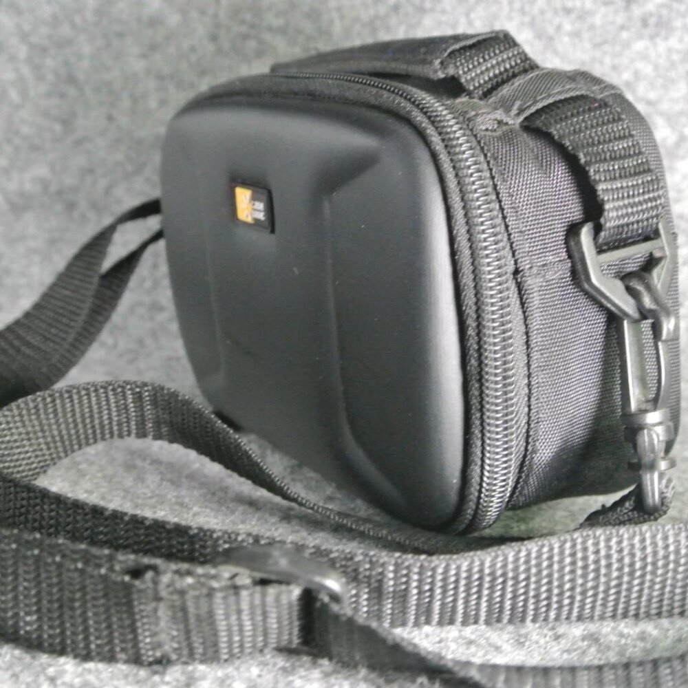 Case Logic MSEC-4 EVA Camcorder Case Black Molded w/Strap – Preowned